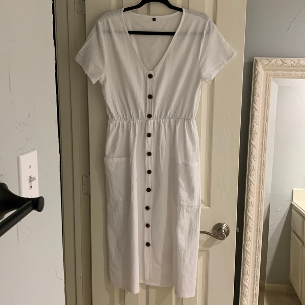 OCHENTA Women's Short Sleeve V Neck Button Down Swing Midi Dress with Pockets